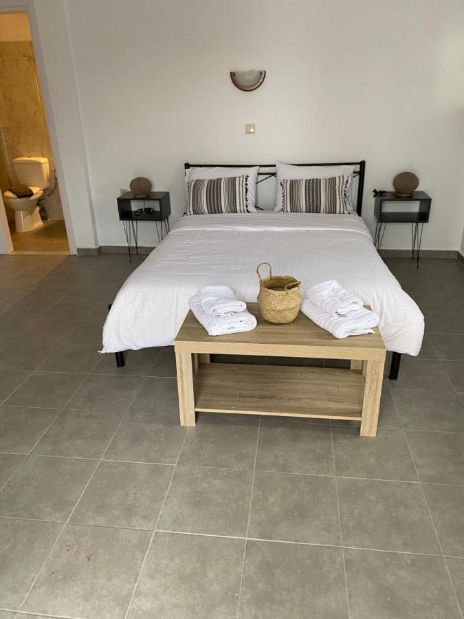 Mani Spot Hotel Areopoli Eksteriør billede