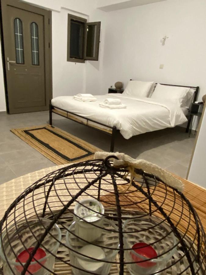 Mani Spot Hotel Areopoli Eksteriør billede
