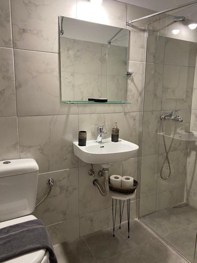 Mani Spot Hotel Areopoli Eksteriør billede