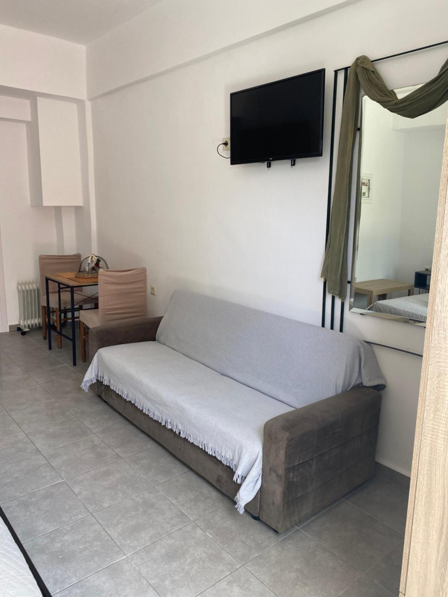 Mani Spot Hotel Areopoli Eksteriør billede