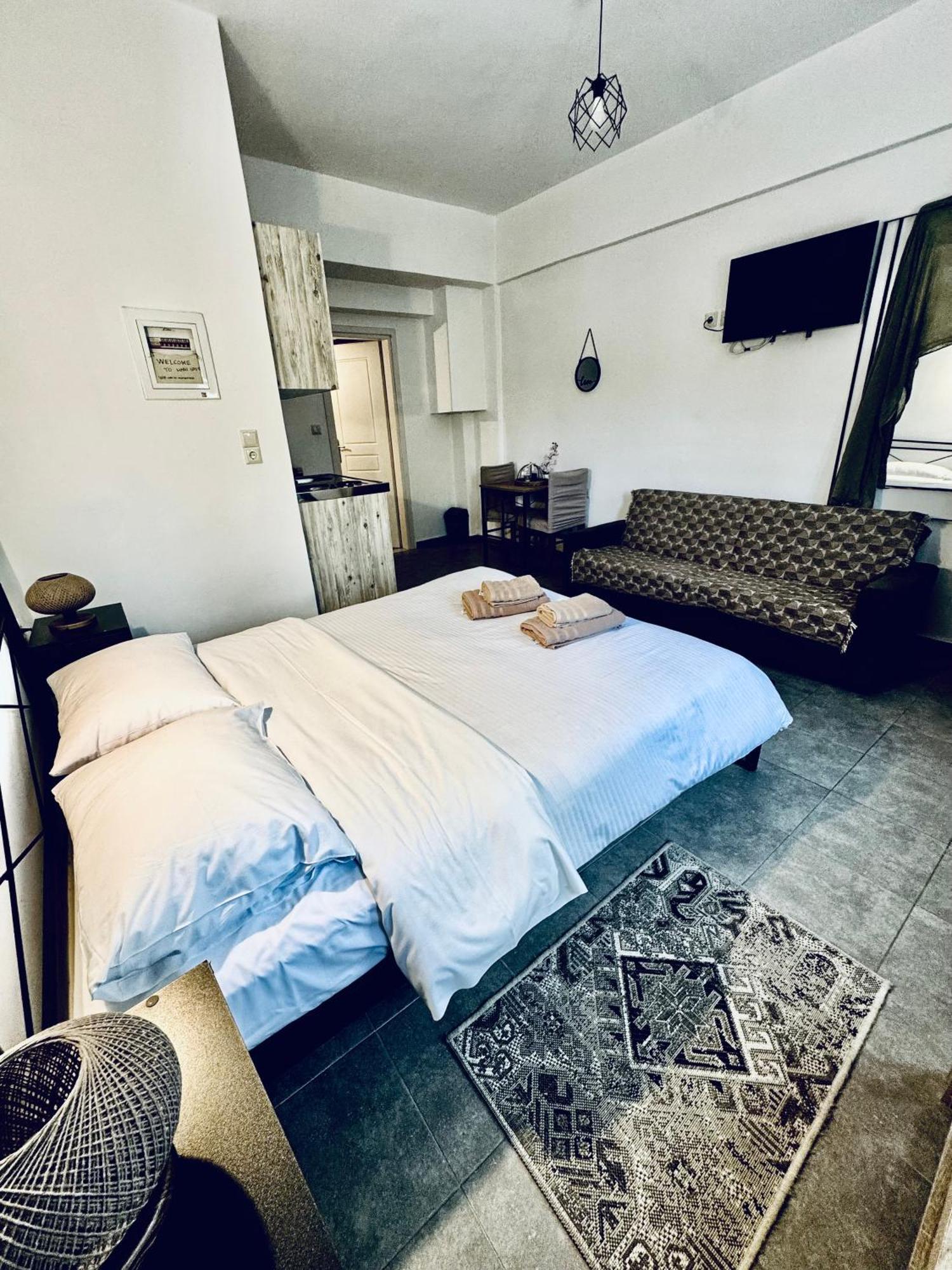 Mani Spot Hotel Areopoli Eksteriør billede